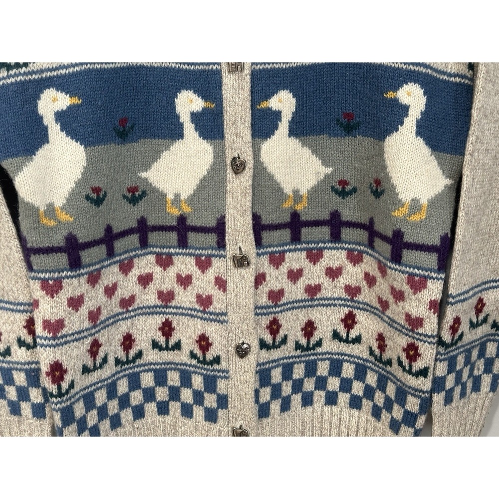 Vintage Charter Club Petite Medium Women's Wool Goose Cardigan Cottagecore - Picture 3 of 10